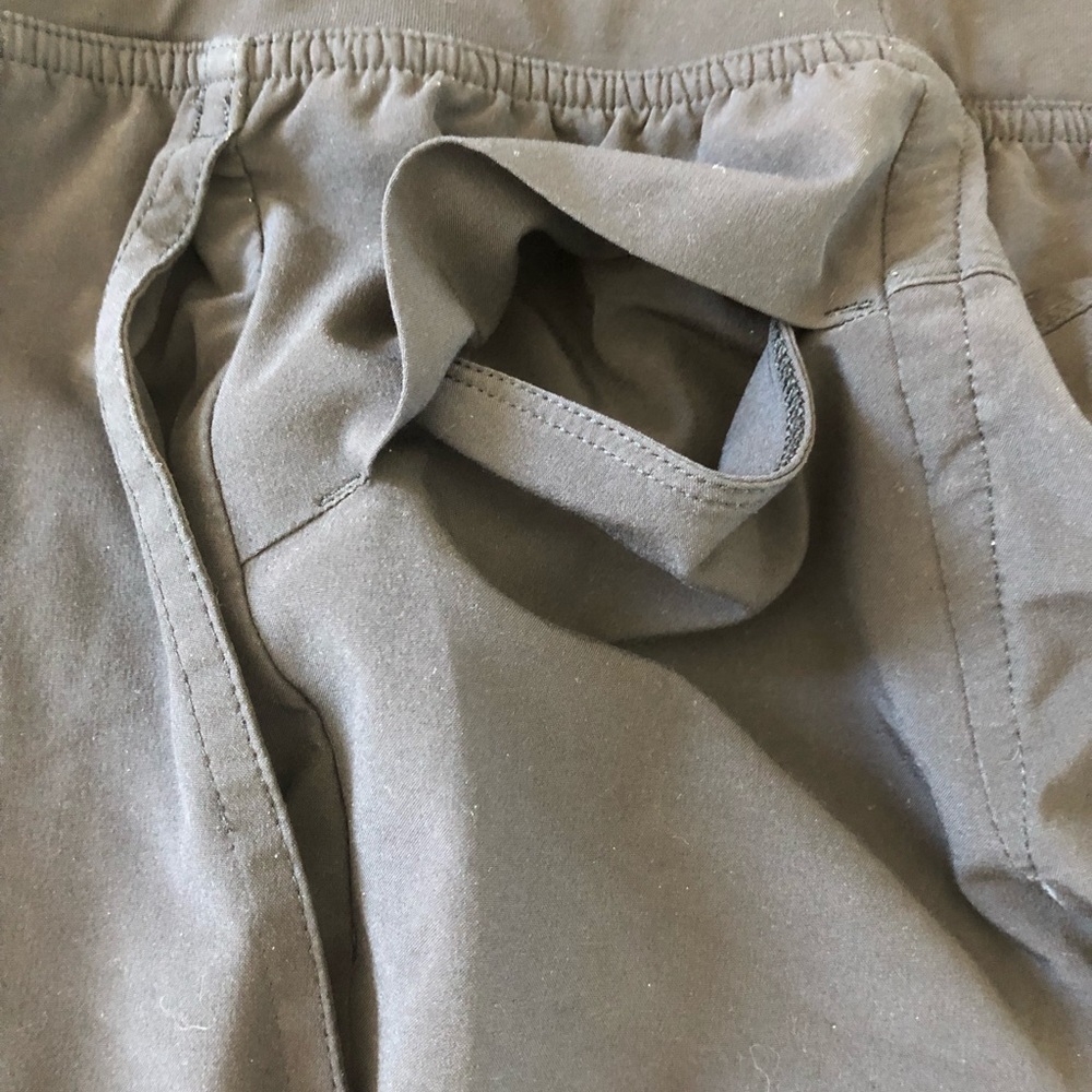 Lululemon T.H.E. Linerless 11” shorts - Picture 7 of 8